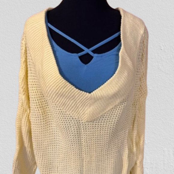 Blue V Cut Tank with Back Strap (2) - Picture 8 of 10